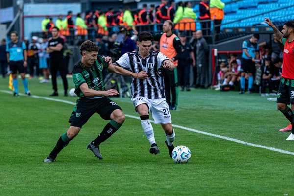 Come il deep reinforcement learning rivoluziona l"autonomia dei veicoli spaziali: innovazioni e scoperte incredibili